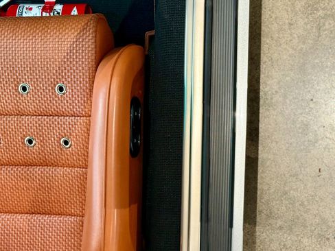 Used 1989 Porsche 911 Carrera 4 image 86