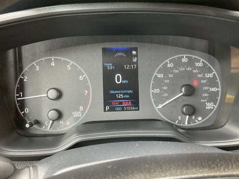 Used 2024 Toyota Corolla LE image 12