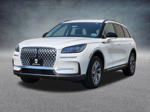 New 2026 Lincoln Corsair Premiere w/ Towing Package AWD/4WD image 3