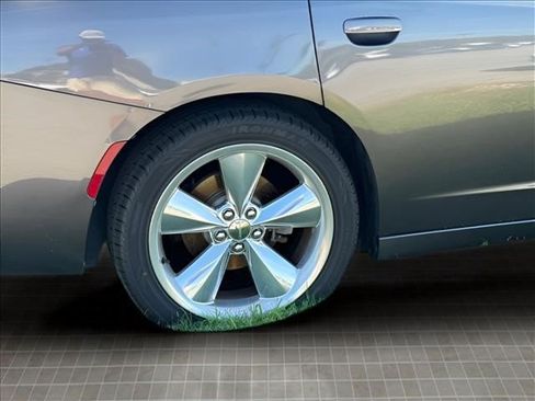 Used 2015 Dodge Charger R/T RWD image 14