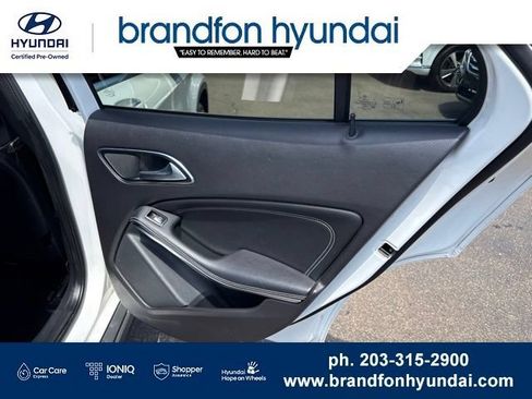Used 2019 Mercedes-Benz GLA 250 4MATIC image 9