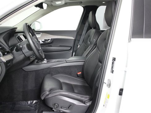 Certified 2023 Volvo XC90 T8 Ultimate w/ Lounge Package image 31