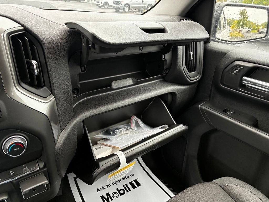 New 2026 Chevrolet Silverado 1500 Custom Trail Boss AWD/4WD image 19
