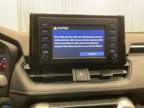 Used 2019 Toyota RAV4 XLE image 19