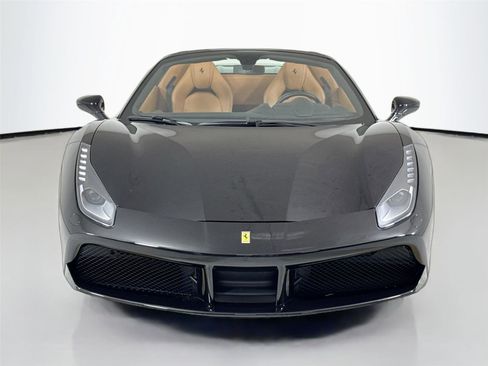Used 2019 Ferrari 488 Spider RWD image 11