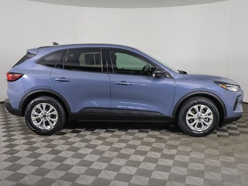 Used 2025 Ford Escape Active FWD image 16