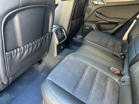 New 2026 Porsche Macan GTS image 13