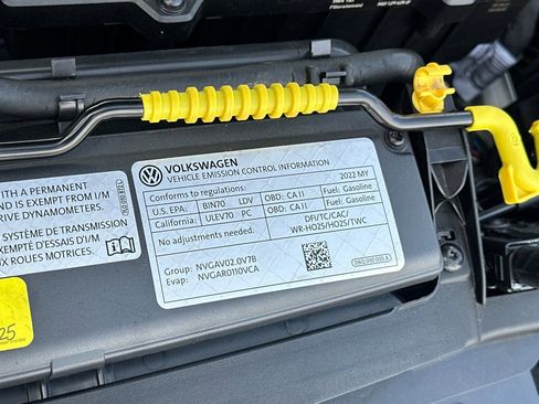 Used 2022 Volkswagen Golf R image 20