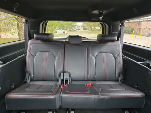 Used 2023 Ford Expedition Max Limited image 22