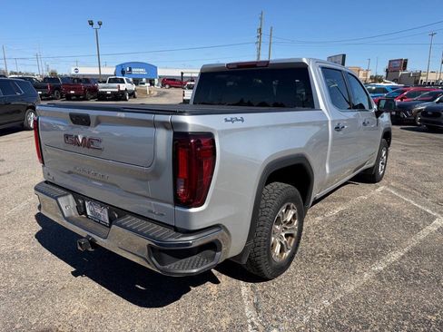 Used 2022 GMC Sierra 1500 SLT w/ SLT Convenience Package AWD/4WD image 5