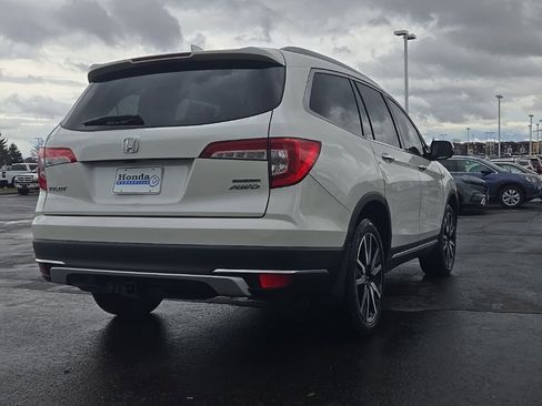 Used 2019 Honda Pilot Touring image 9