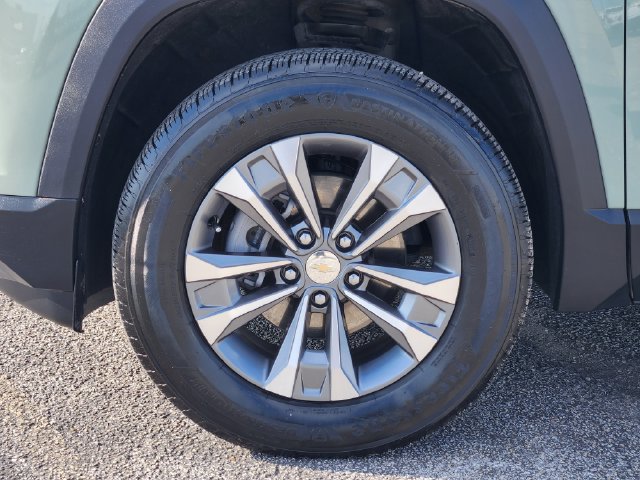 Used 2026 Chevrolet Equinox LT FWD image 10