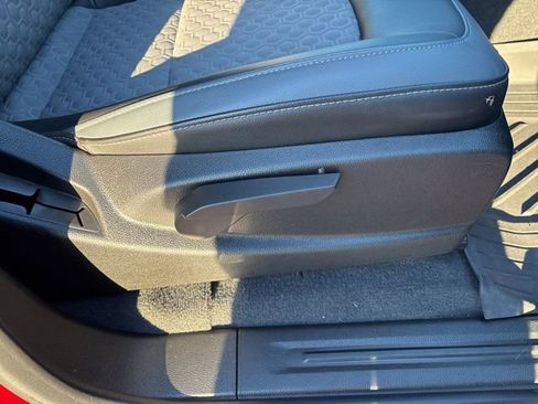 Used 2021 Chevrolet Colorado Z71 w/ Safety Package image 13