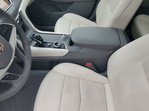 Certified 2024 Cadillac XT5 Premium Luxury w/ Technology Package AWD/4WD image 27