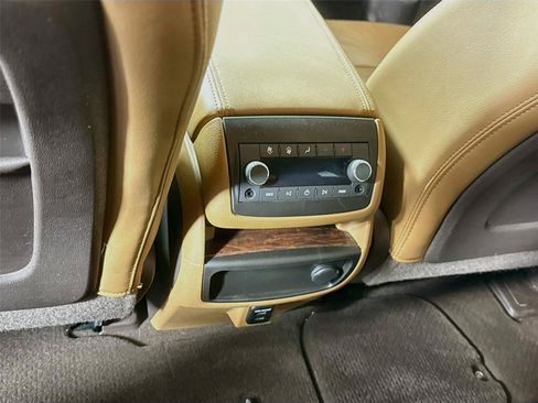 Used 2016 Buick Enclave Leather w/ Trailering Package AWD/4WD image 19
