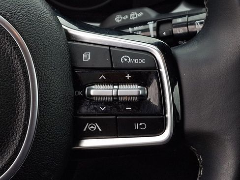 Certified 2023 Kia Sorento S FWD image 18