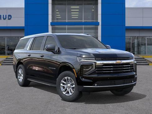 New 2026 Chevrolet Suburban LT w/ Comfort Package AWD/4WD image 31