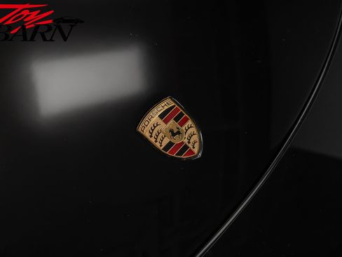 Used 2015 Porsche 911 Carrera S image 17