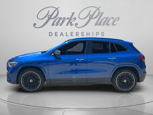 Used 2025 Mercedes-Benz GLA 250 image 2