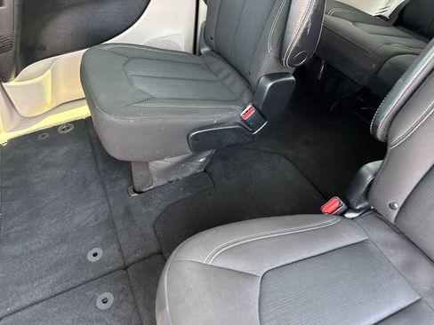 Used 2023 Chrysler Voyager LX FWD image 26