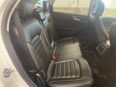 Used 2024 Ford Edge SEL w/ Convenience Package image 33