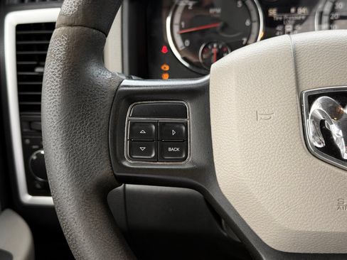 Used 2012 RAM 1500 Classic SLT RWD image 23
