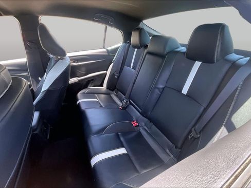 Used 2025 Toyota Camry SE FWD image 19