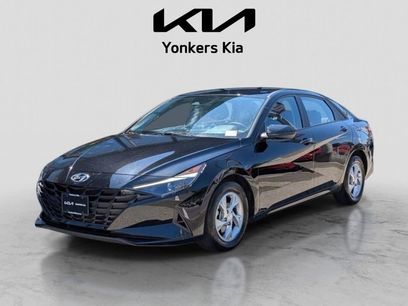 Used 2022 Hyundai Elantra SE