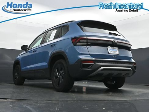 Used 2025 Volkswagen Taos S FWD image 30