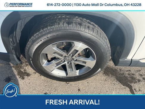 Used 2023 Honda Pilot EX-L image 10