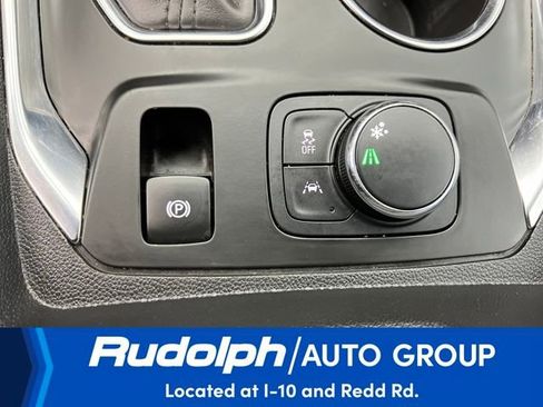 Used 2021 Chevrolet Traverse RS w/ LPO, Floor Liner Package image 30