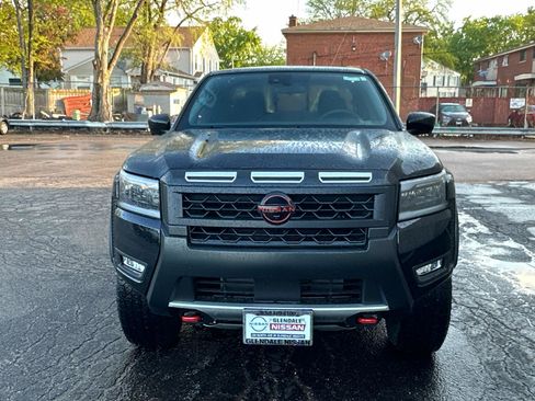 New 2026 Nissan Frontier PRO-4X w/ Pro-4x Convenience Package AWD/4WD image 2