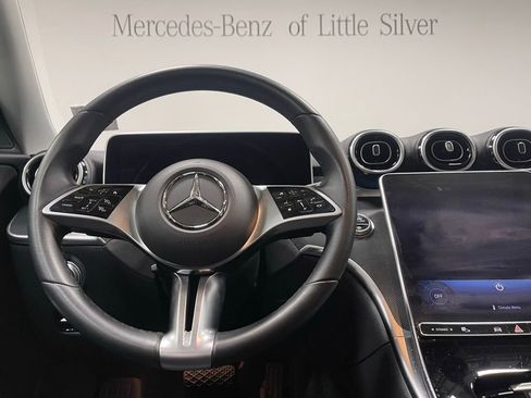 Used 2025 Mercedes-Benz C 300 4MATIC Sedan image 31
