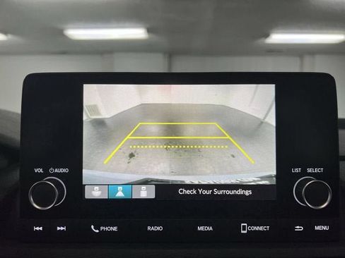 Used 2024 Honda CR-V LX image 14
