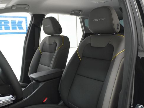 New 2026 Chevrolet Trax ACTIV FWD image 16