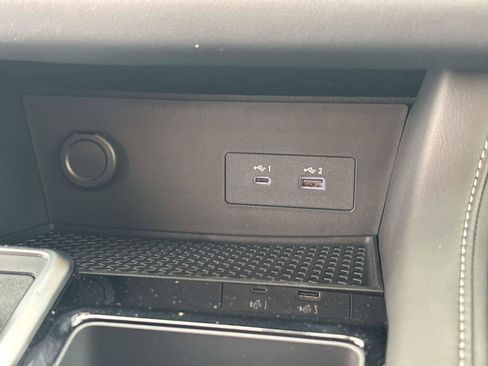 New 2025 Nissan Pathfinder SV image 19