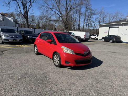 Used 2014 Toyota Yaris LE image 15