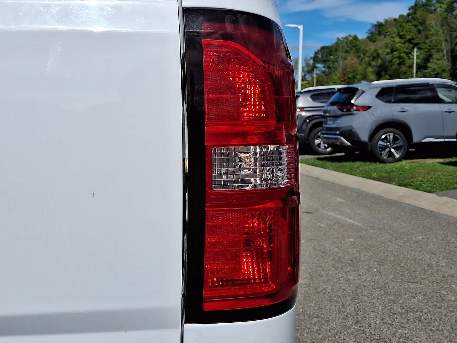 Used 2015 GMC Sierra 1500 4x4 Regular Cab w/ Sierra Convenience Package image 31
