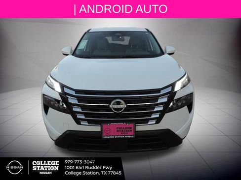 Certified 2024 Nissan Rogue SV image 10