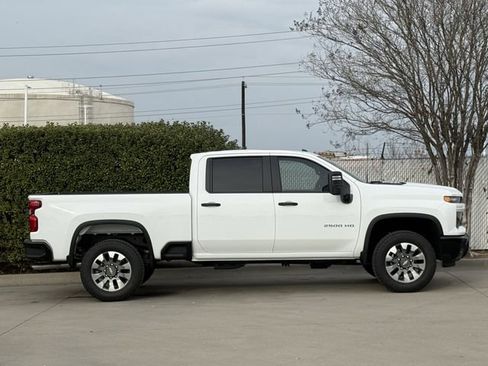 New 2026 Chevrolet Silverado 2500 Custom w/ Custom Value Package image 3