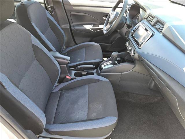 Used 2025 Nissan Versa SV FWD image 15
