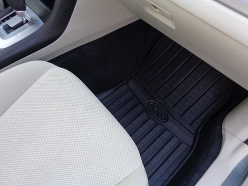 Used 2014 Subaru Impreza 2.0i image 14