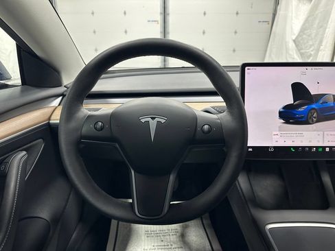 Used 2023 Tesla Model 3 Long Range AWD/4WD image 18