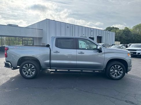 Used 2024 Chevrolet Silverado 1500 LT AWD/4WD image 11