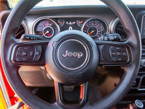 Used 2020 Jeep Wrangler Sport image 16