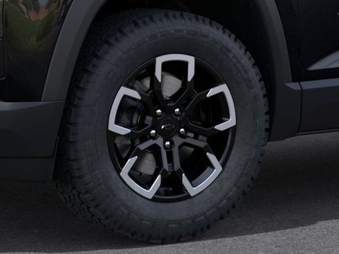 New 2027 Chevrolet Equinox ACTIV w/ Safety and Technology Package FWD image 9