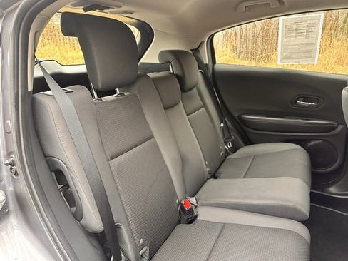 Used 2021 Honda HR-V LX image 21