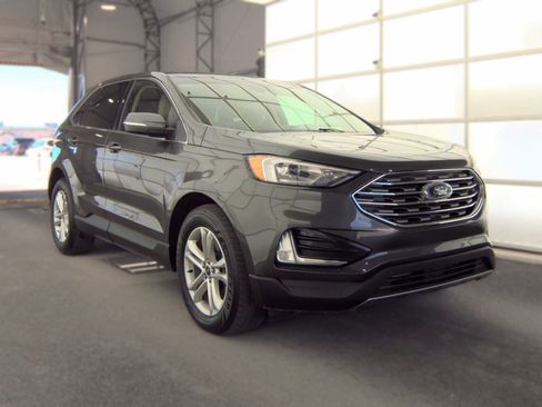 Used 2019 Ford Edge SEL w/ Equipment Group 201A AWD/4WD image 4
