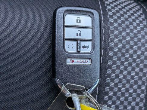 Used 2020 Honda Civic Sport image 27