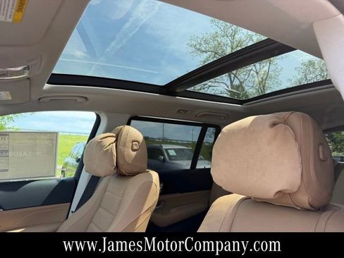 New 2026 Mercedes-Benz GLS 450 4MATIC image 15